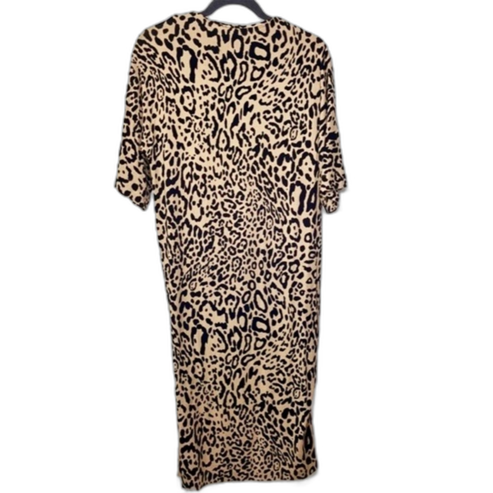 Chico’s Cheetah Print Short Sleeve Zipper Back Slitted Sides Dress Cream Black 0